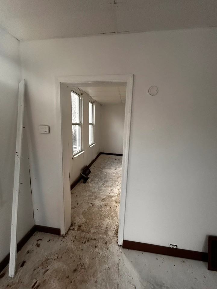 706 Cedar St - Photo 6 of 19