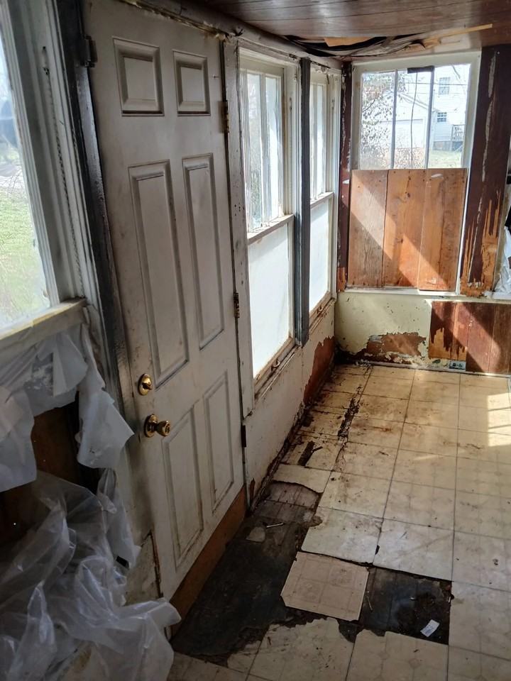 4931 Plover Ave - Photo 6 of 13