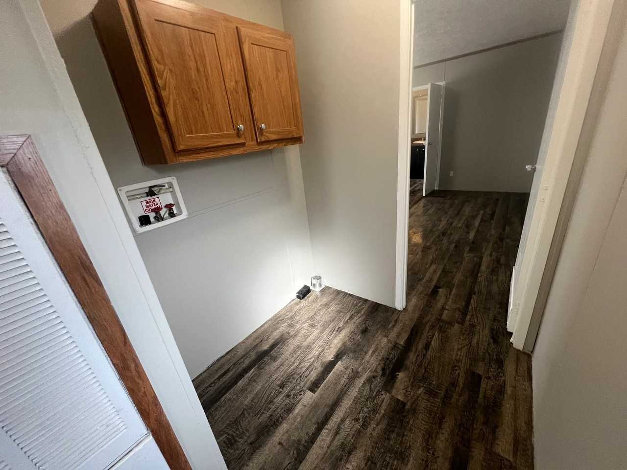 78 Peach St - Photo 4 of 14