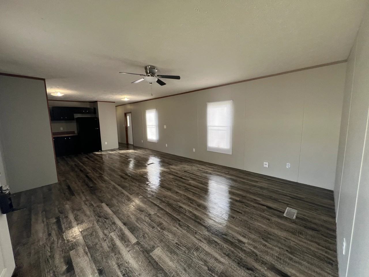 78 Peach St - Photo 6 of 14