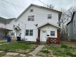 featured image of 904 W Main St