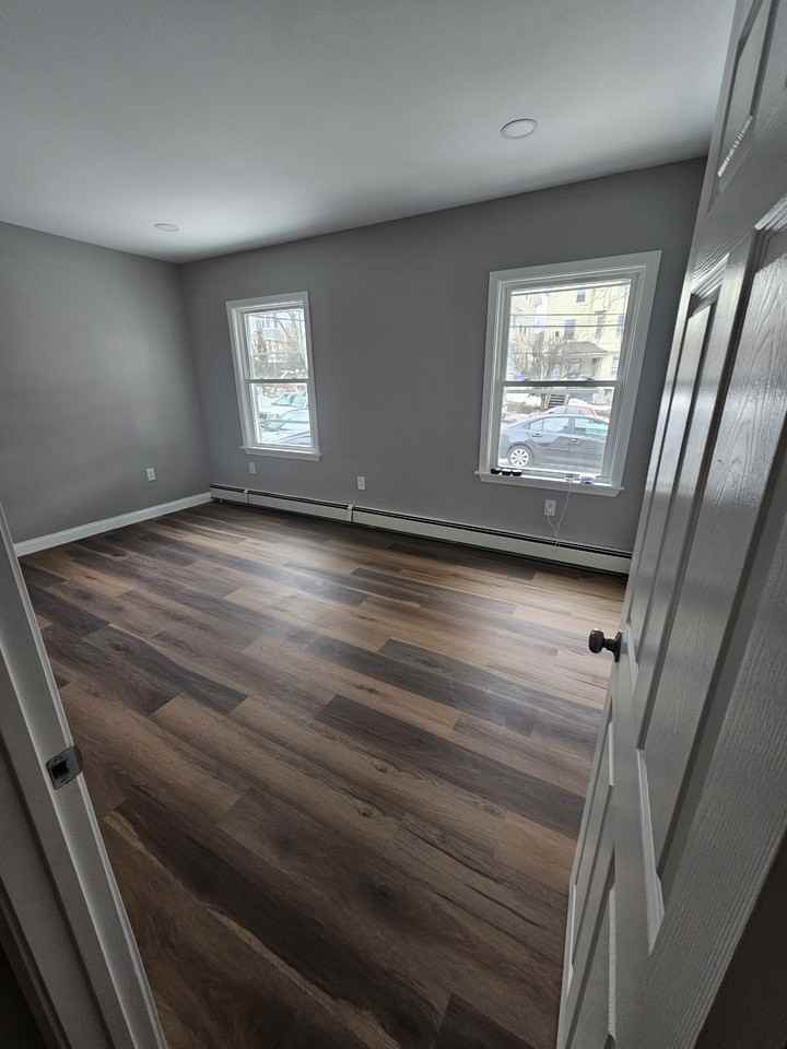 840 Atwells Ave #1W - Photo 7 of 9