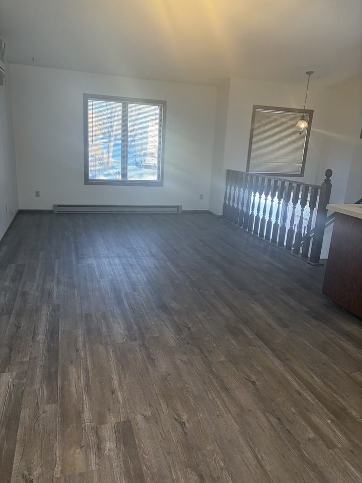1020 Benedict Dr #NA - Photo 2 of 9
