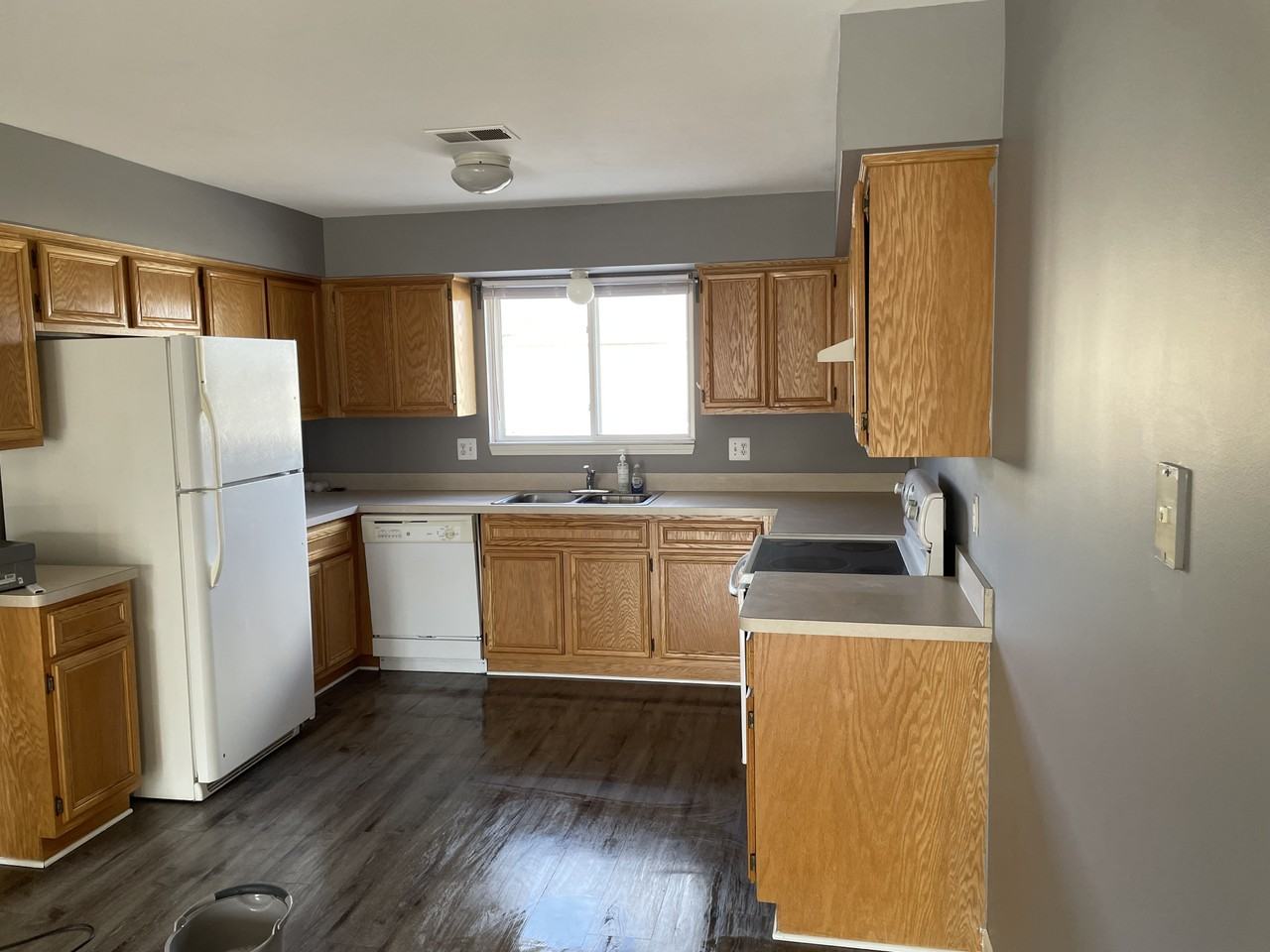 30266 Wedgewood Cir #NA - Photo 2 of 9