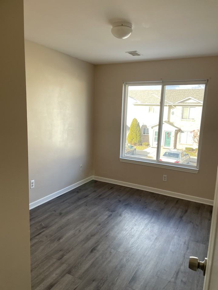 30266 Wedgewood Cir #NA - Photo 7 of 9