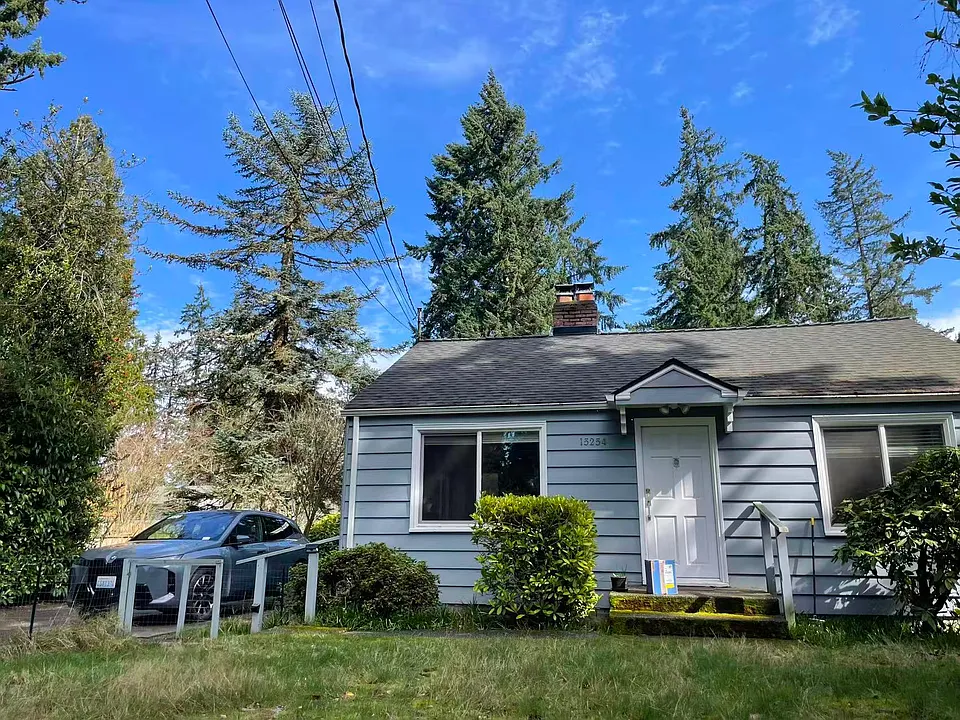 15254 Dayton Ave N #NA - Photo 3 of 18