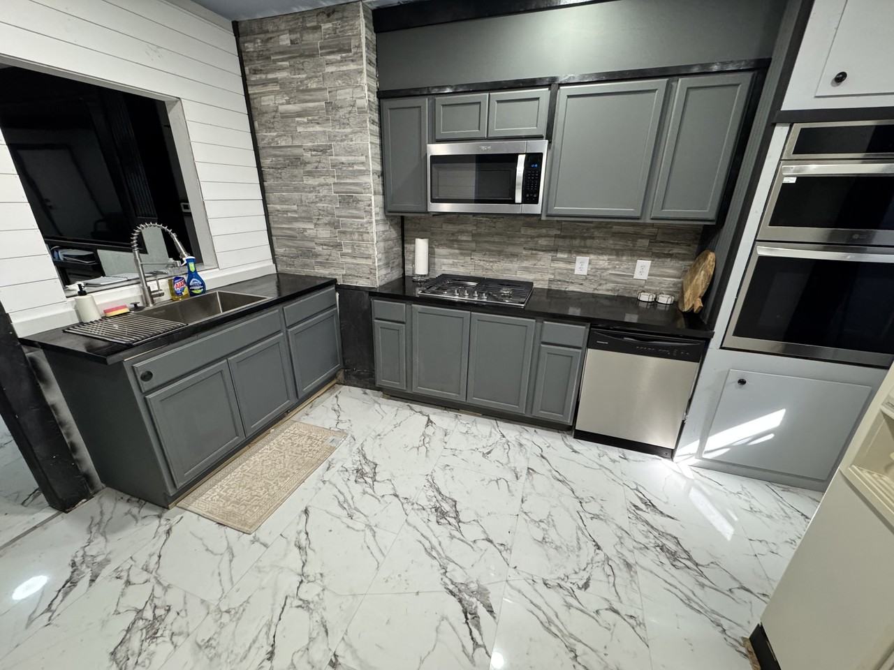 3761 Whitney St #NA - Photo 3 of 10