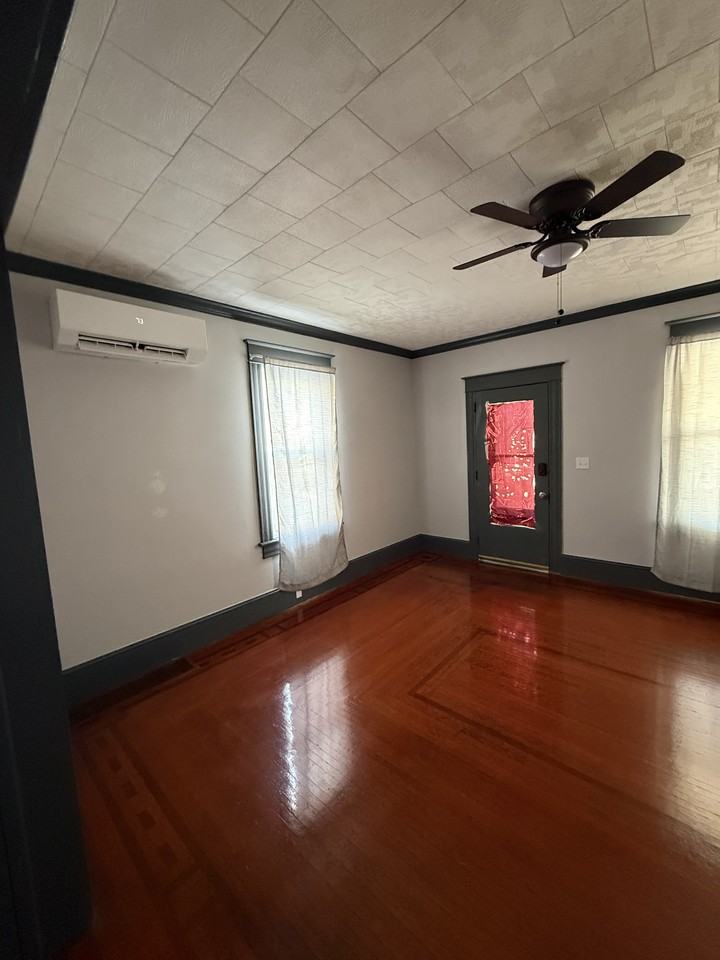 315 Summerhill Ave #315 - Photo 5 of 16