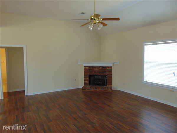 8269 Wesley Woods Cir - Photo 3 of 13