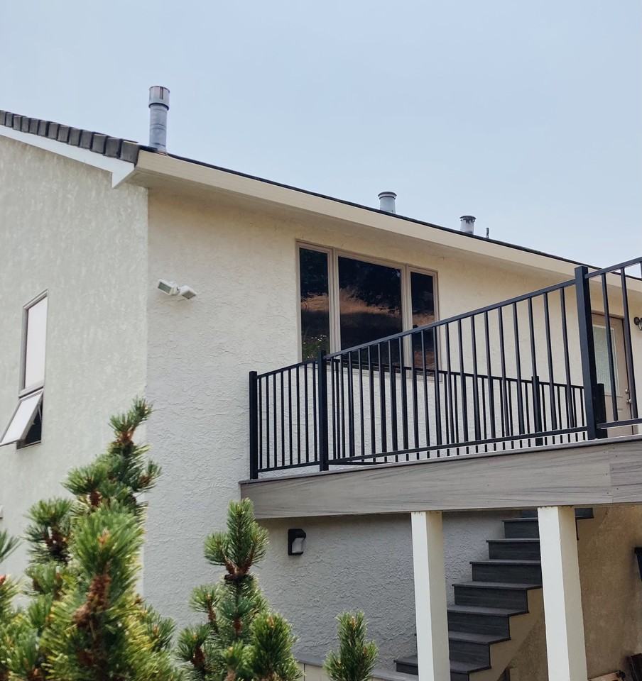 18605 Castle Lake Dr - Photo 3 of 12