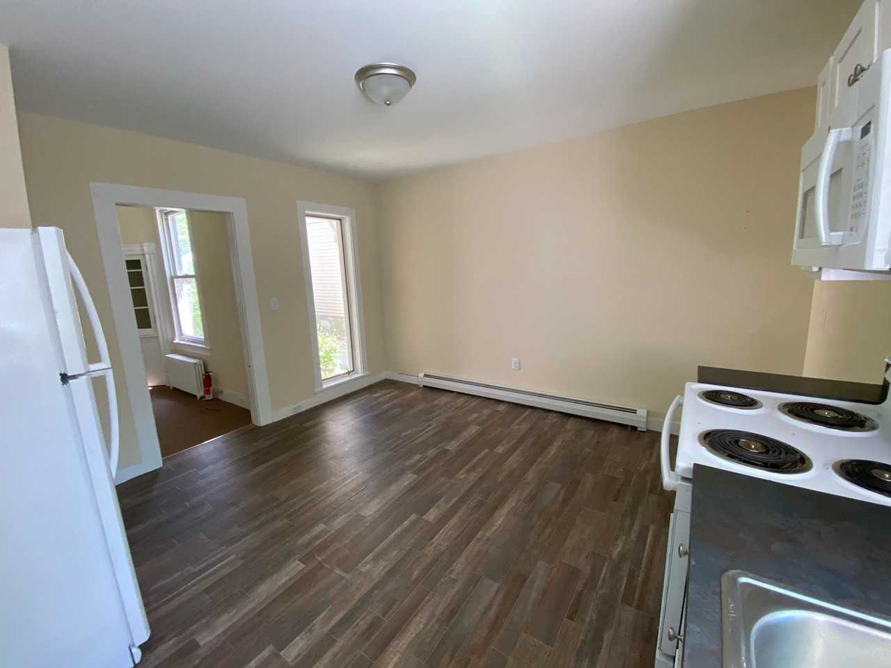 22 Lincoln Ave #22 - Photo 7 of 18