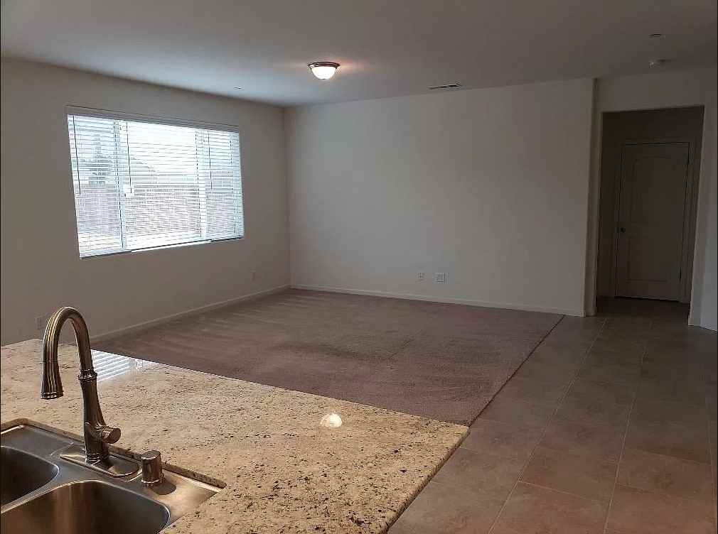 1338 Hoover Way #NA - Photo 5 of 12