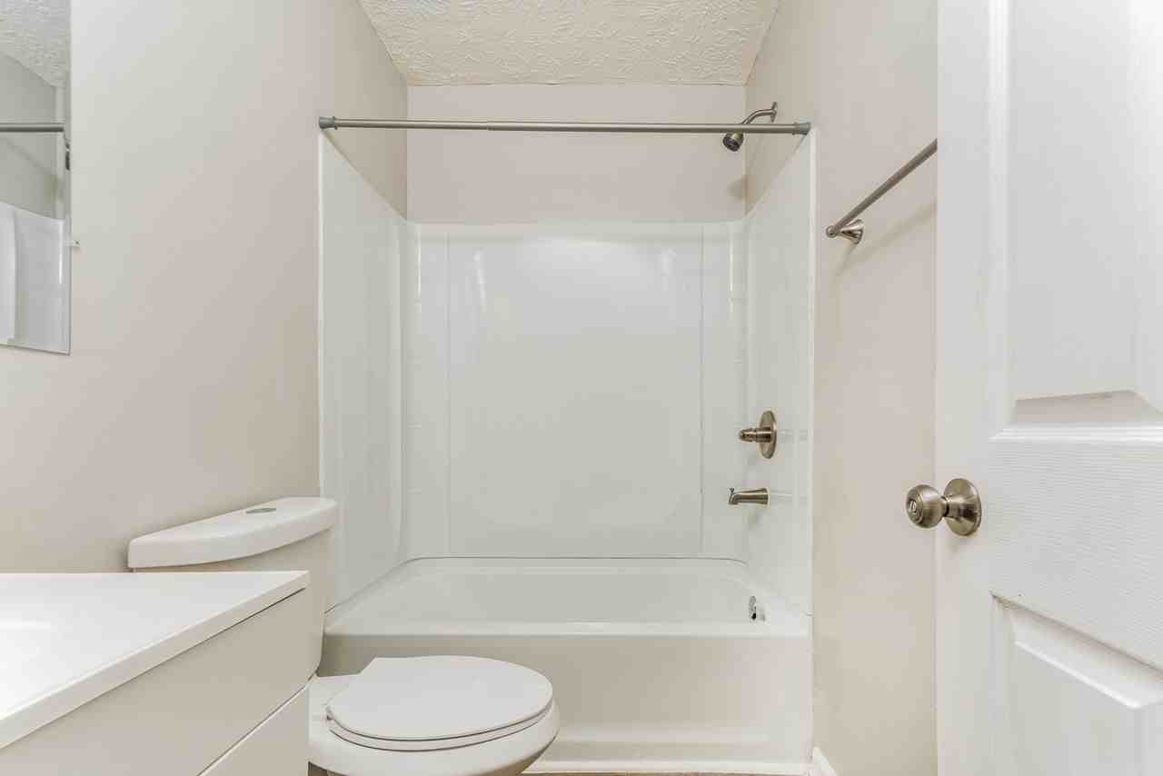 104 Kensington Cir #NA - Photo 2 of 5