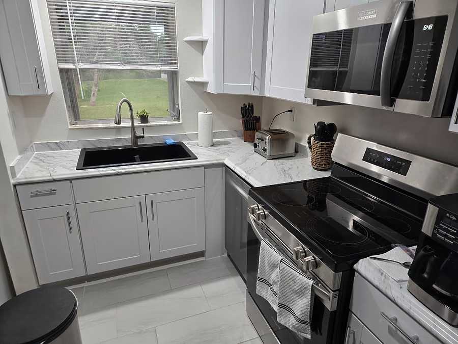 4526 Herman Cir #NA - Photo 3 of 5