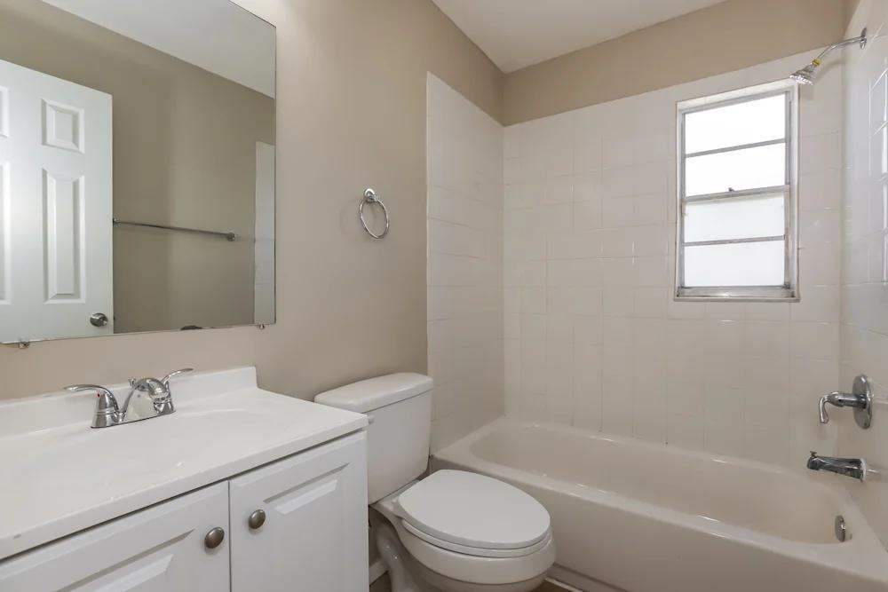 102 Circle Hill Dr #NA - Photo 2 of 7