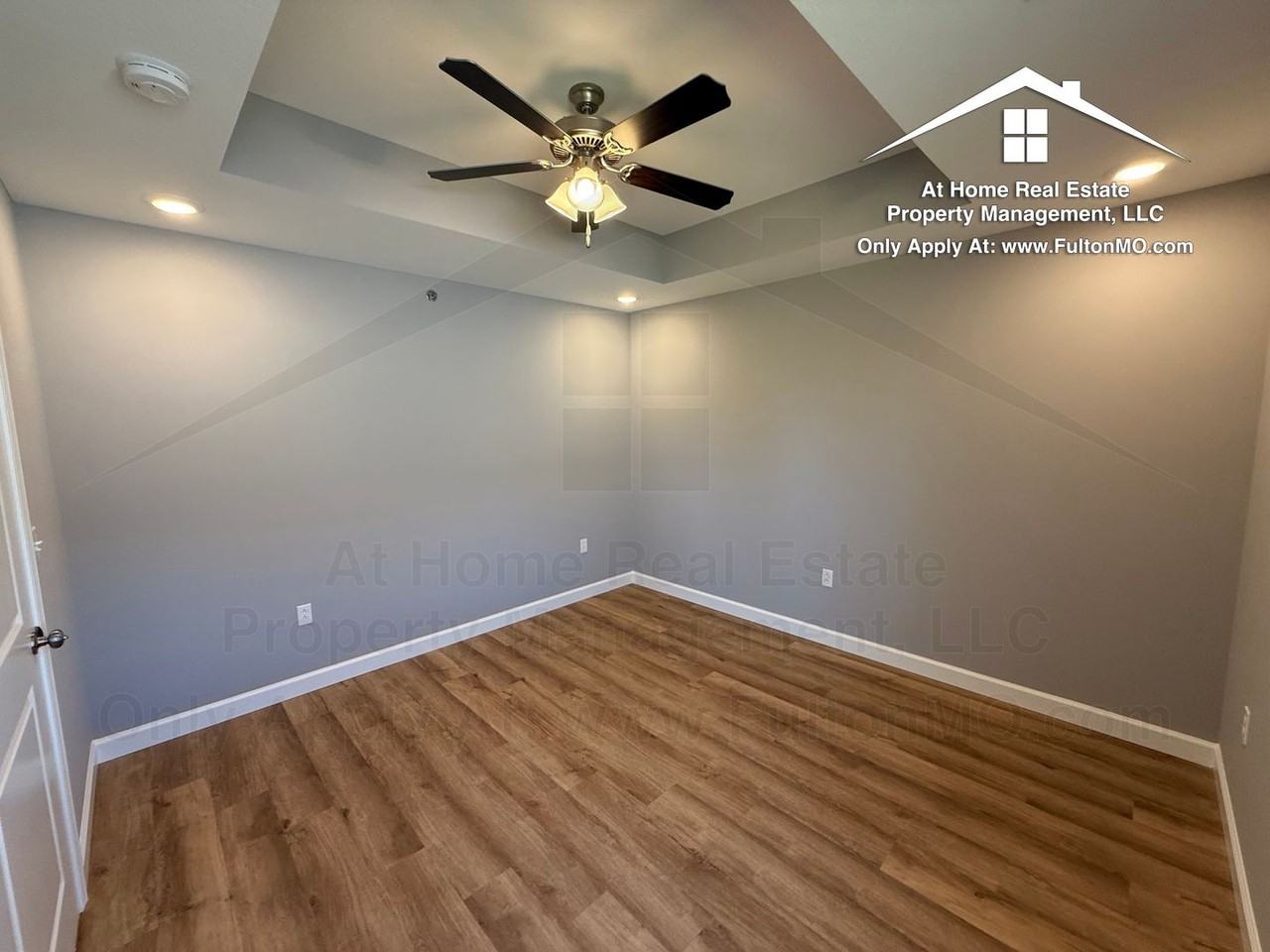 2610 N Bluff St - Photo 3 of 33