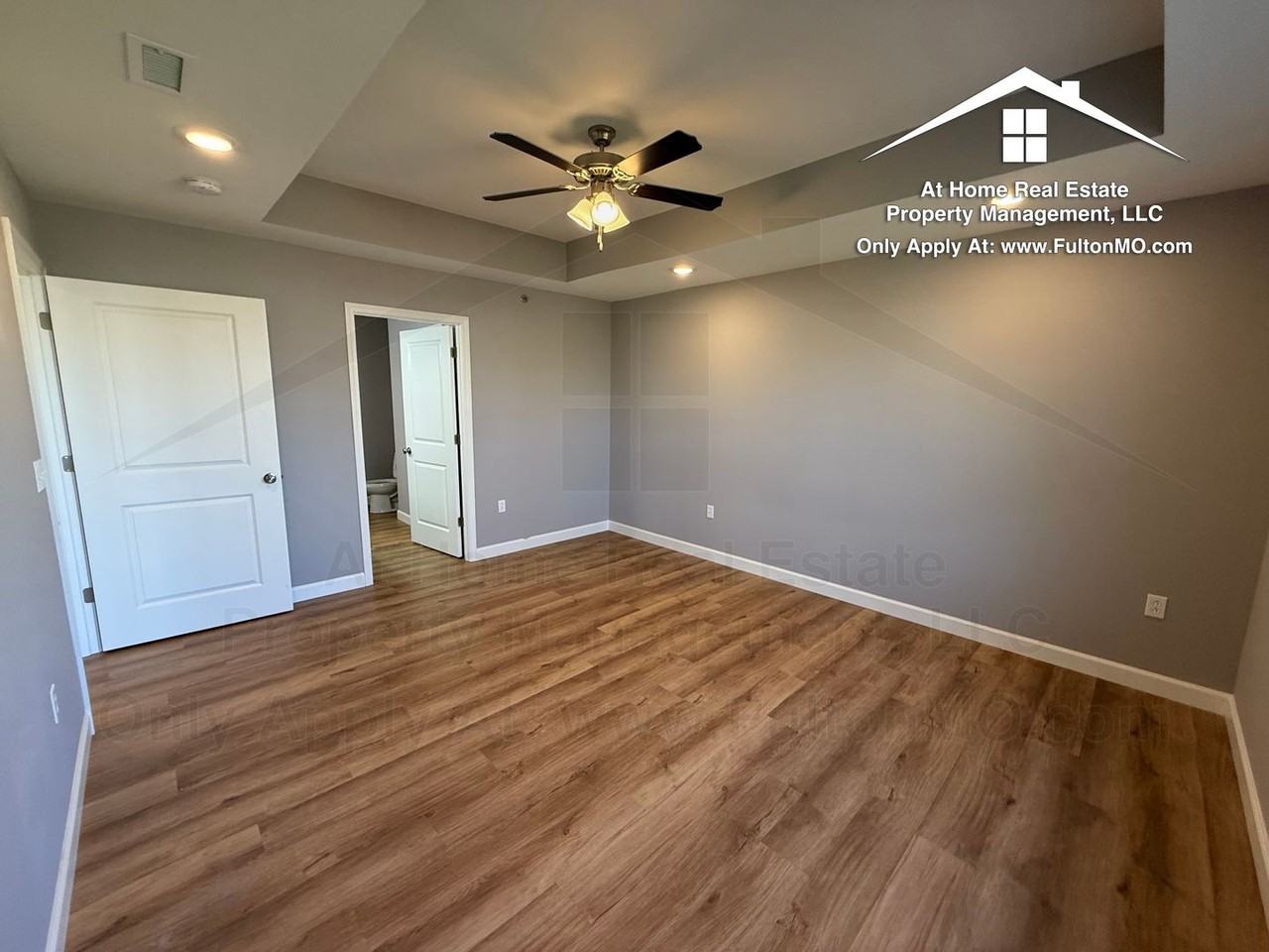 2610 N Bluff St - Photo 5 of 33