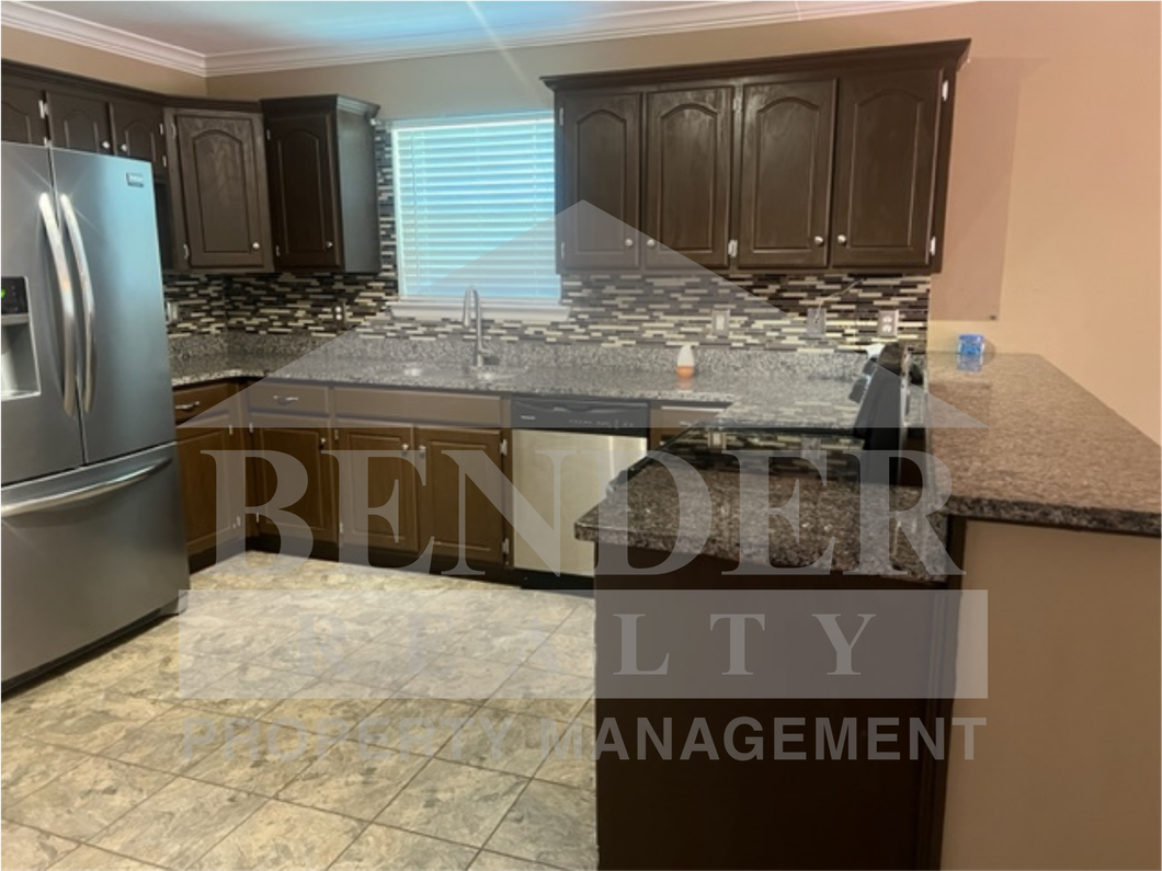 5578 Sarah Dr - Photo 3 of 11