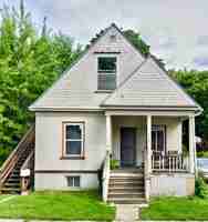 featured image of 516 N Porter St