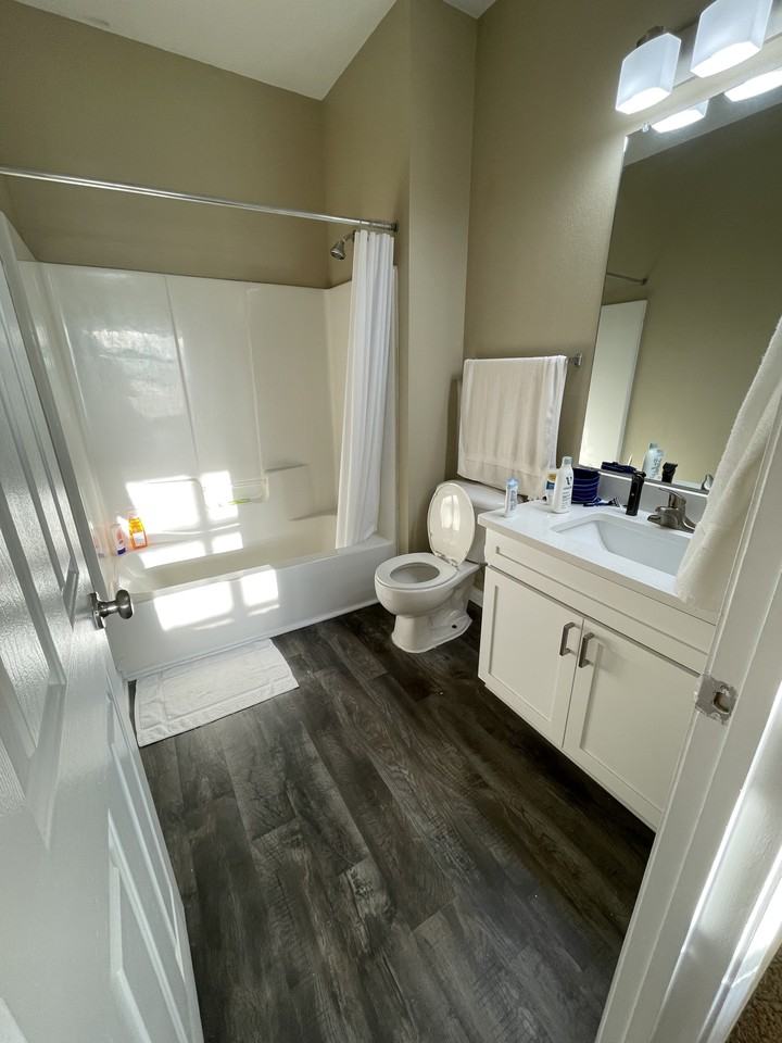 3551 Cum Laude Court - Photo 3 of 9