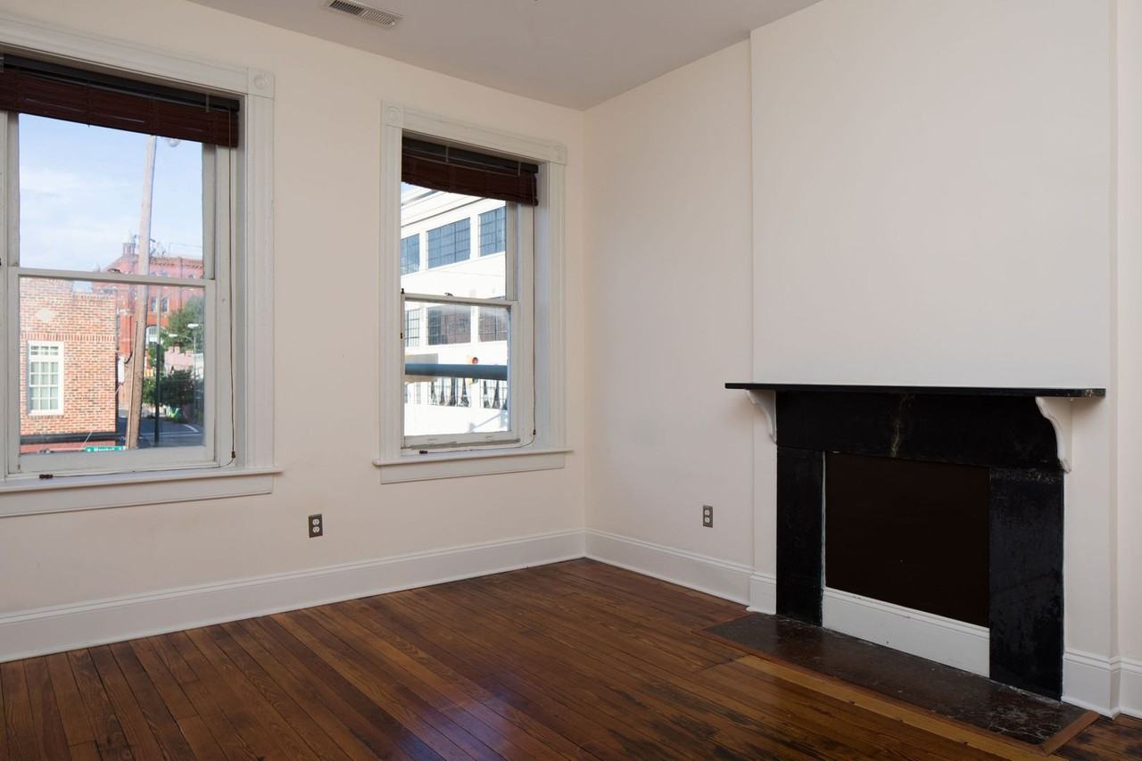 22 W Marshall St - Photo 6 of 11