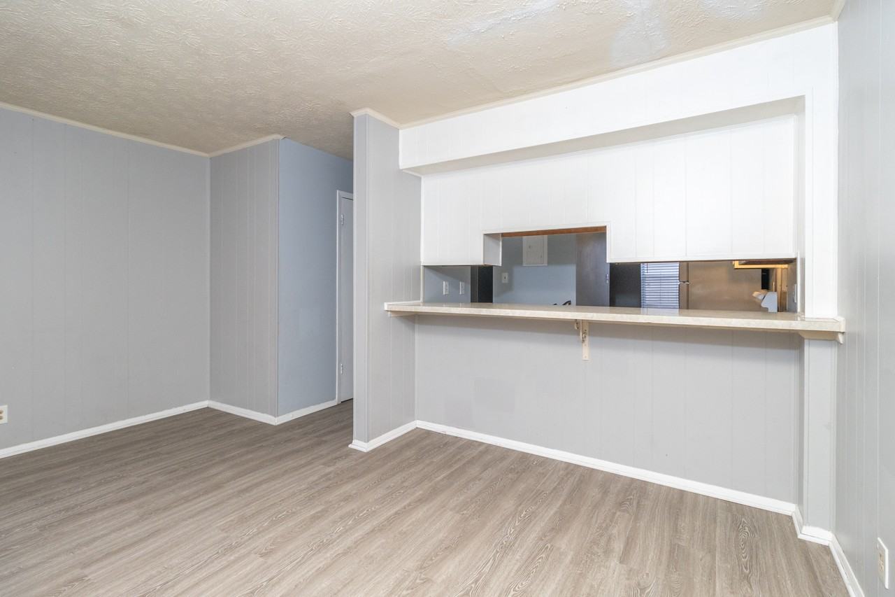 9157 Cedarpark Ln #D - Photo 6 of 23