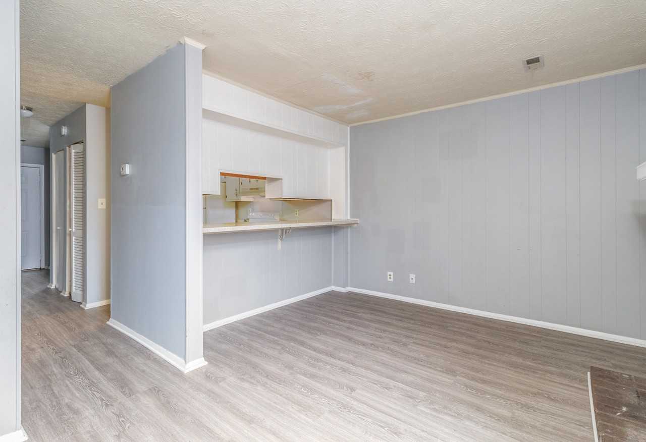 9157 Cedarpark Ln #D - Photo 7 of 23