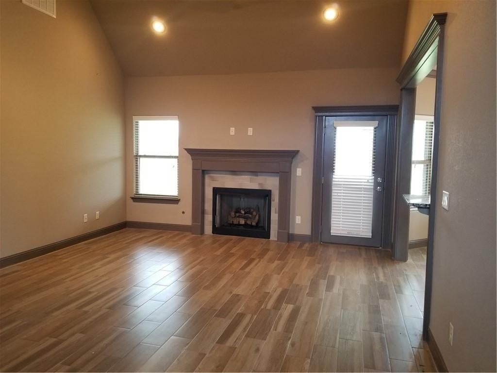 940 Sunset Ln - Photo 2 of 22