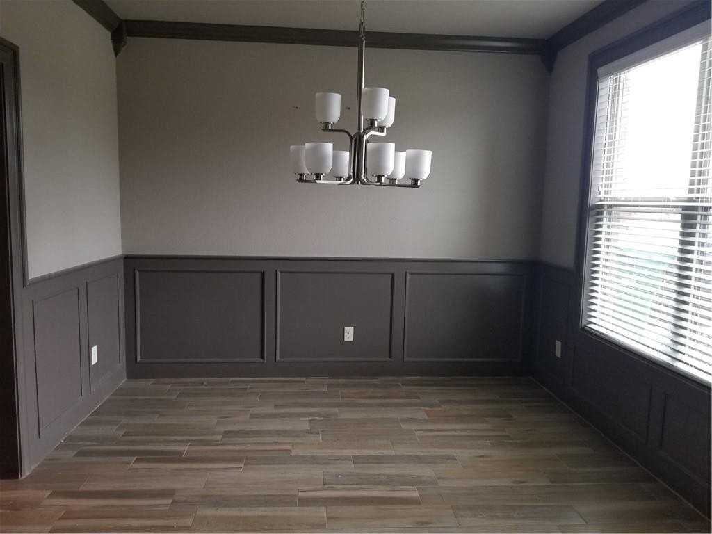 940 Sunset Ln - Photo 5 of 22