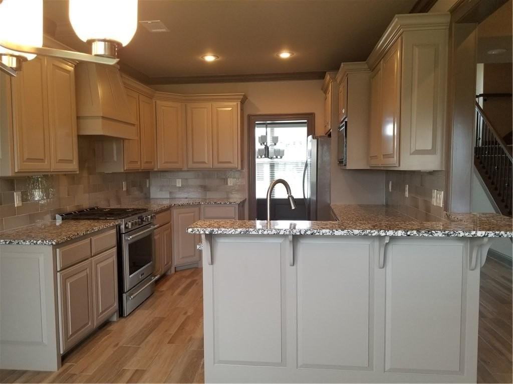 940 Sunset Ln - Photo 7 of 22