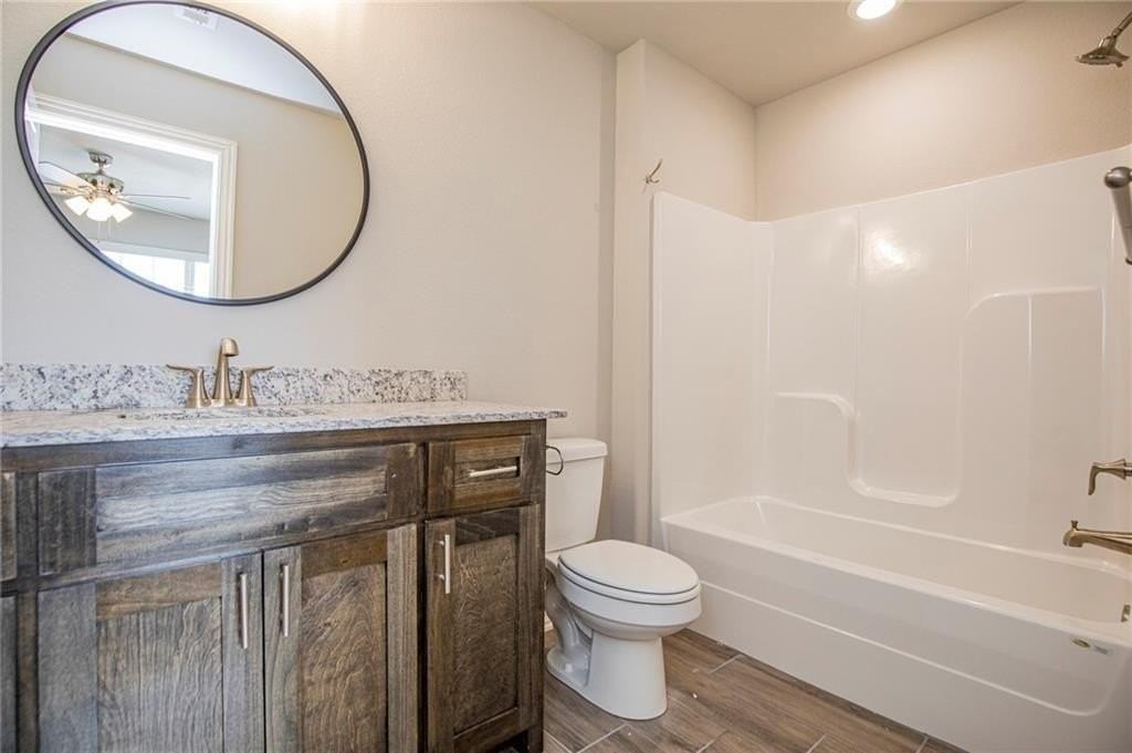 2003 Azlin Pl #B - Photo 5 of 7