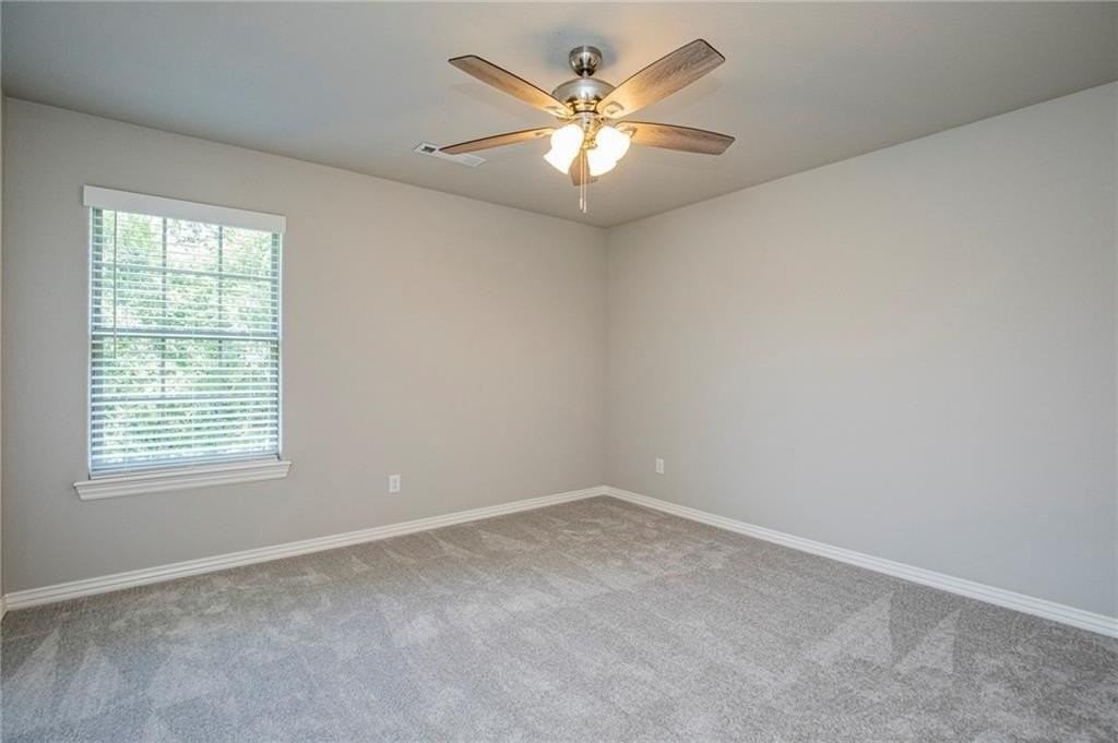 2003 Azlin Pl #B - Photo 6 of 7