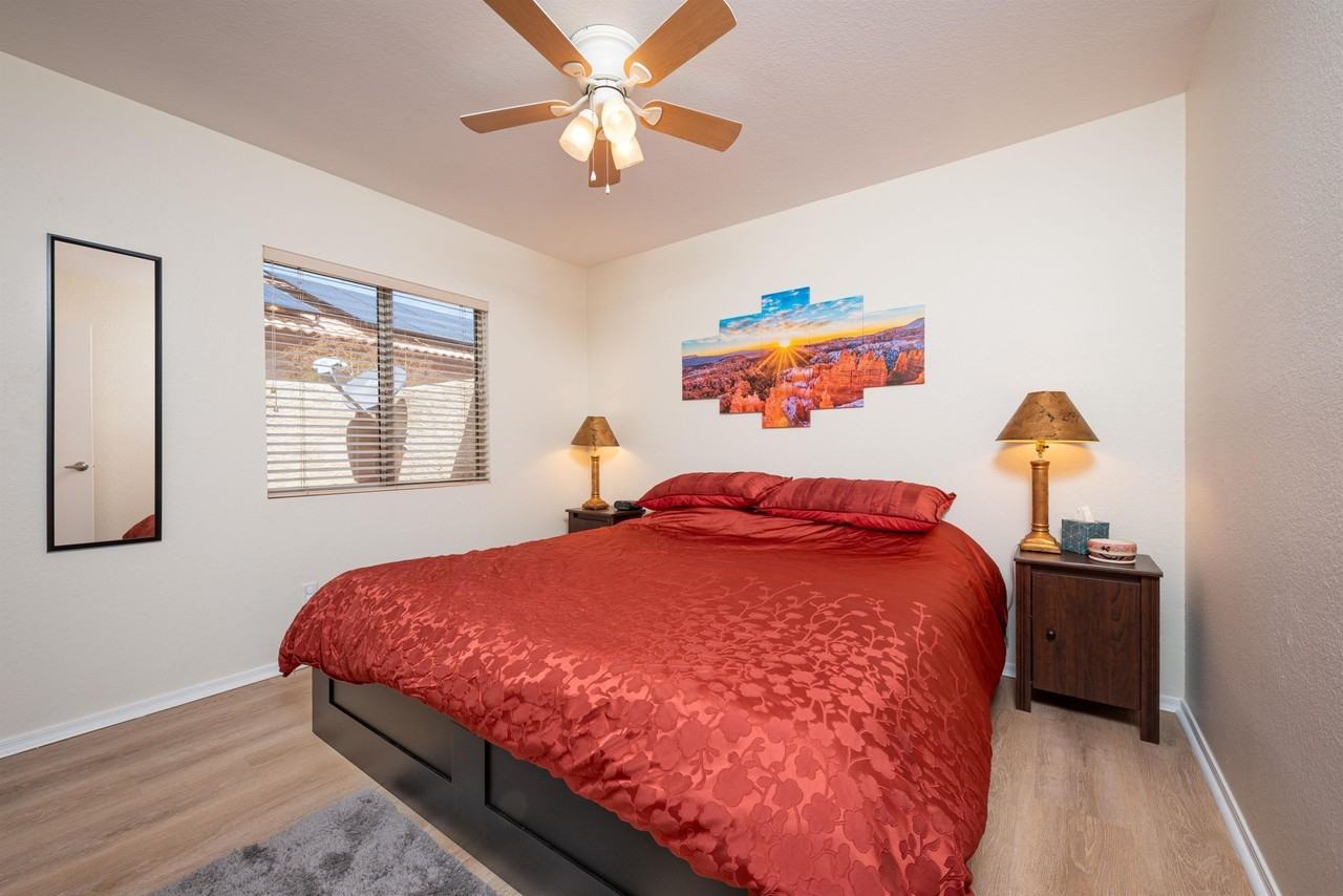 707 W Baylor Ln - Photo 5 of 22