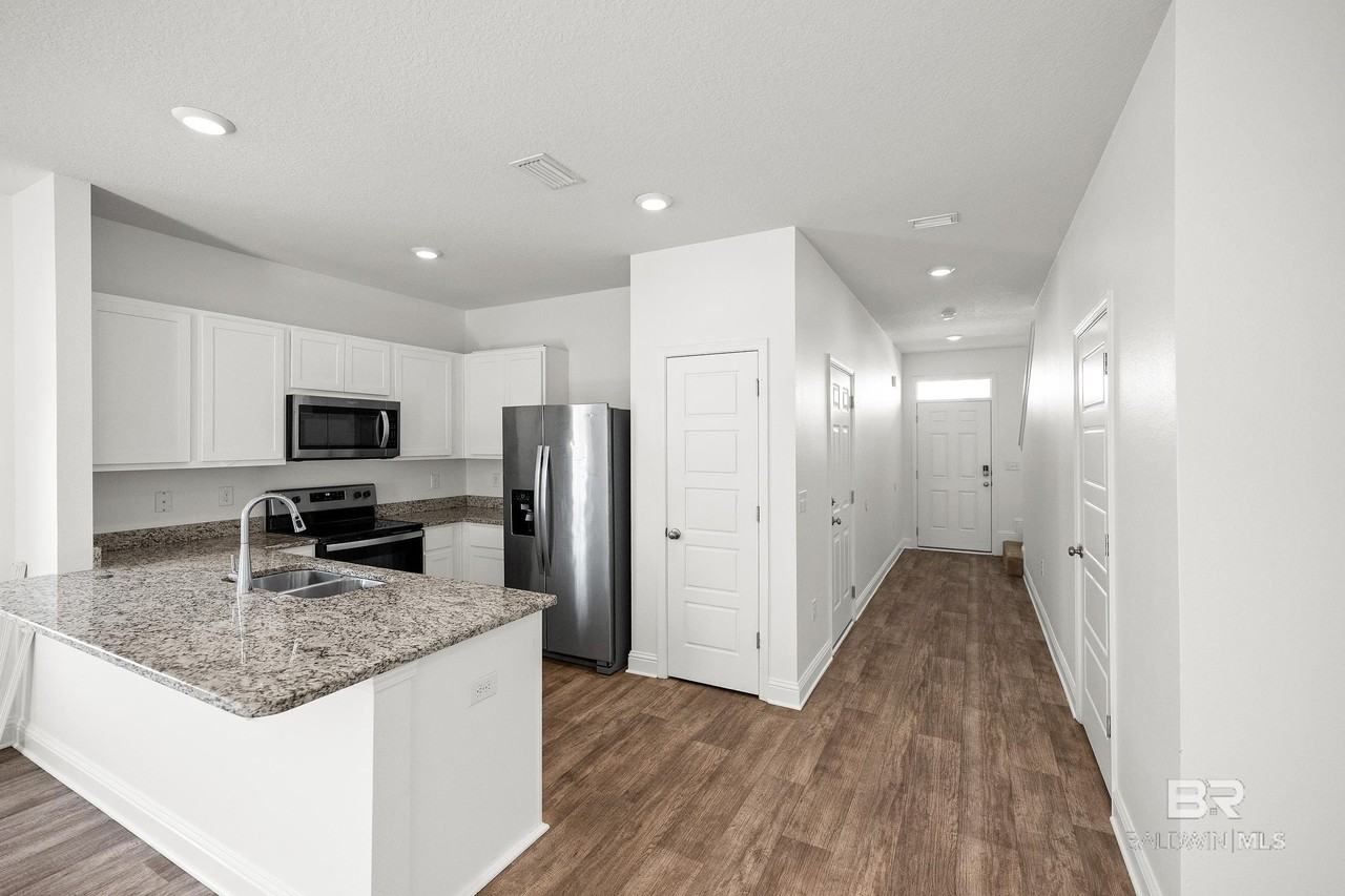 25806 Pollard Rd #78 - Photo 6 of 35