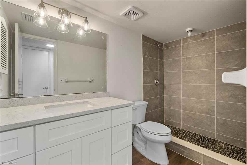 1560 Colonial Blvd Apt 234 - Photo 4 of 9