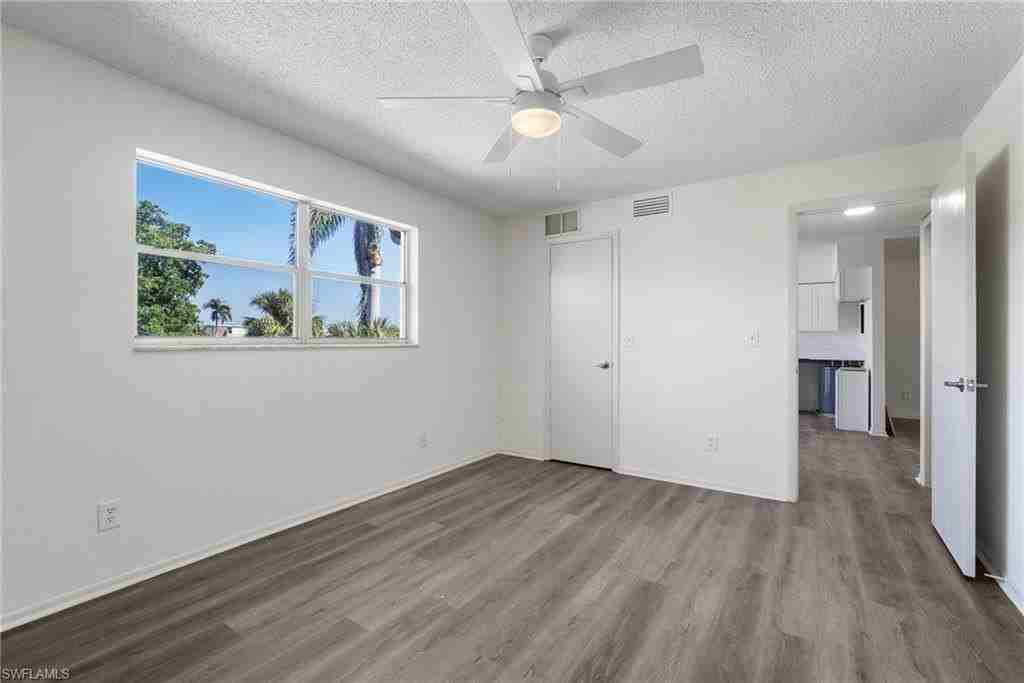 1560 Colonial Blvd Apt 234 - Photo 6 of 9