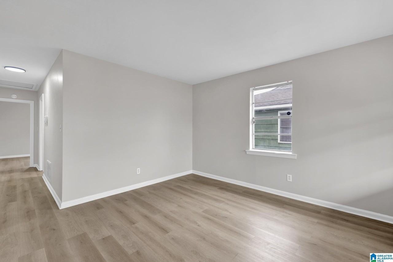 1737 Boise Ave Sw - Photo 6 of 25