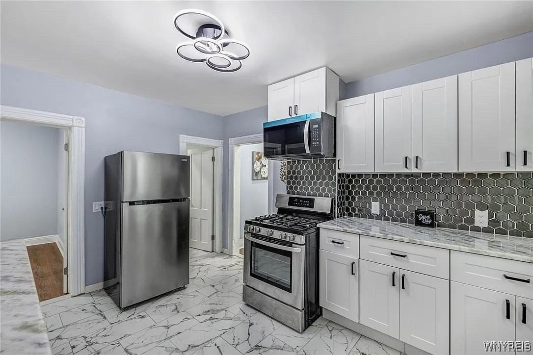 405 W Ferry unit: Lower - Photo 4 of 16