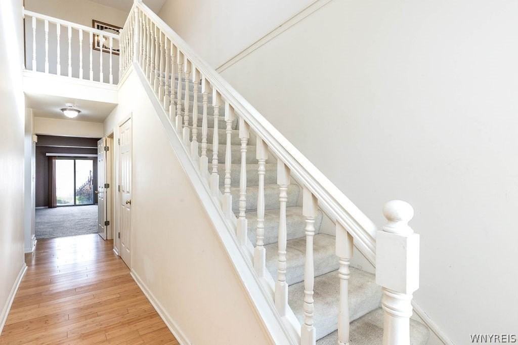 319 King Peterson Rd - Photo 5 of 29