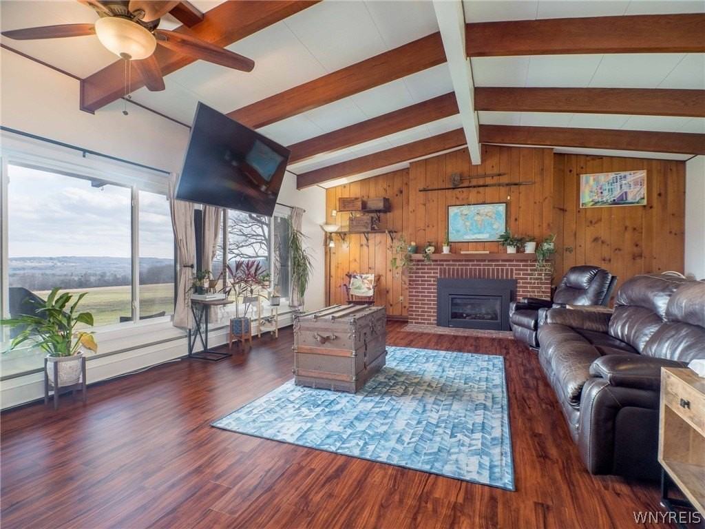 2392 N Maple Ave - Photo 4 of 26