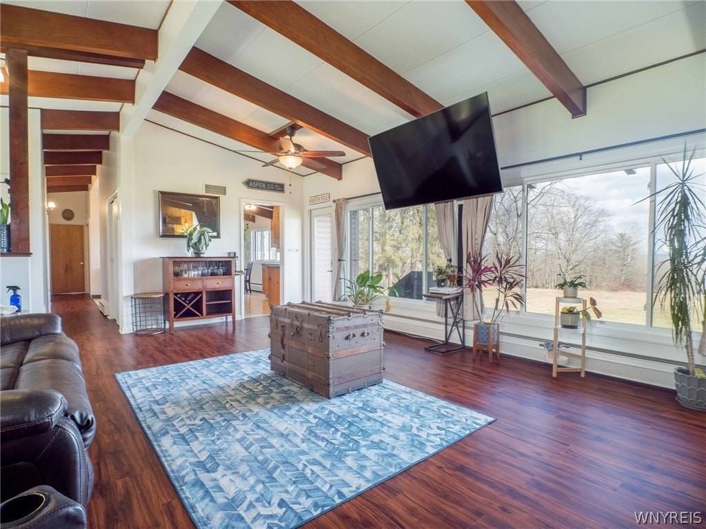 2392 N Maple Ave - Photo 5 of 26