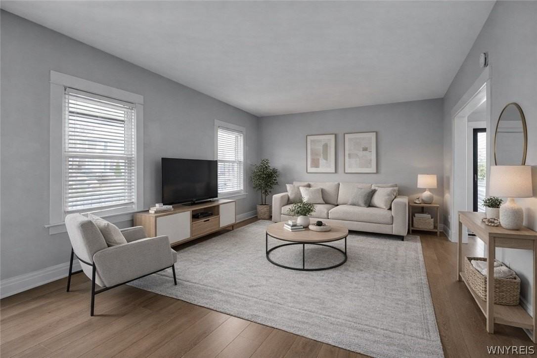 800 Amherst St - Photo 5 of 34