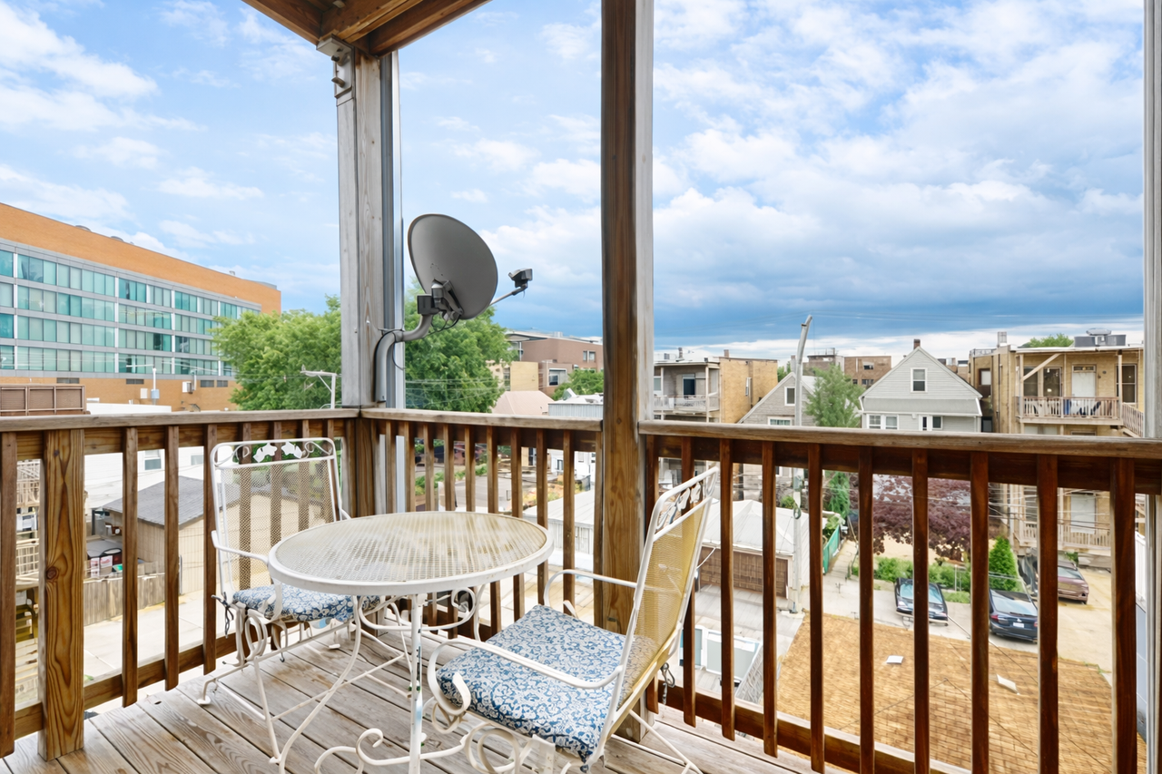 1127 W Patterson Ave #2 - Photo 6 of 8