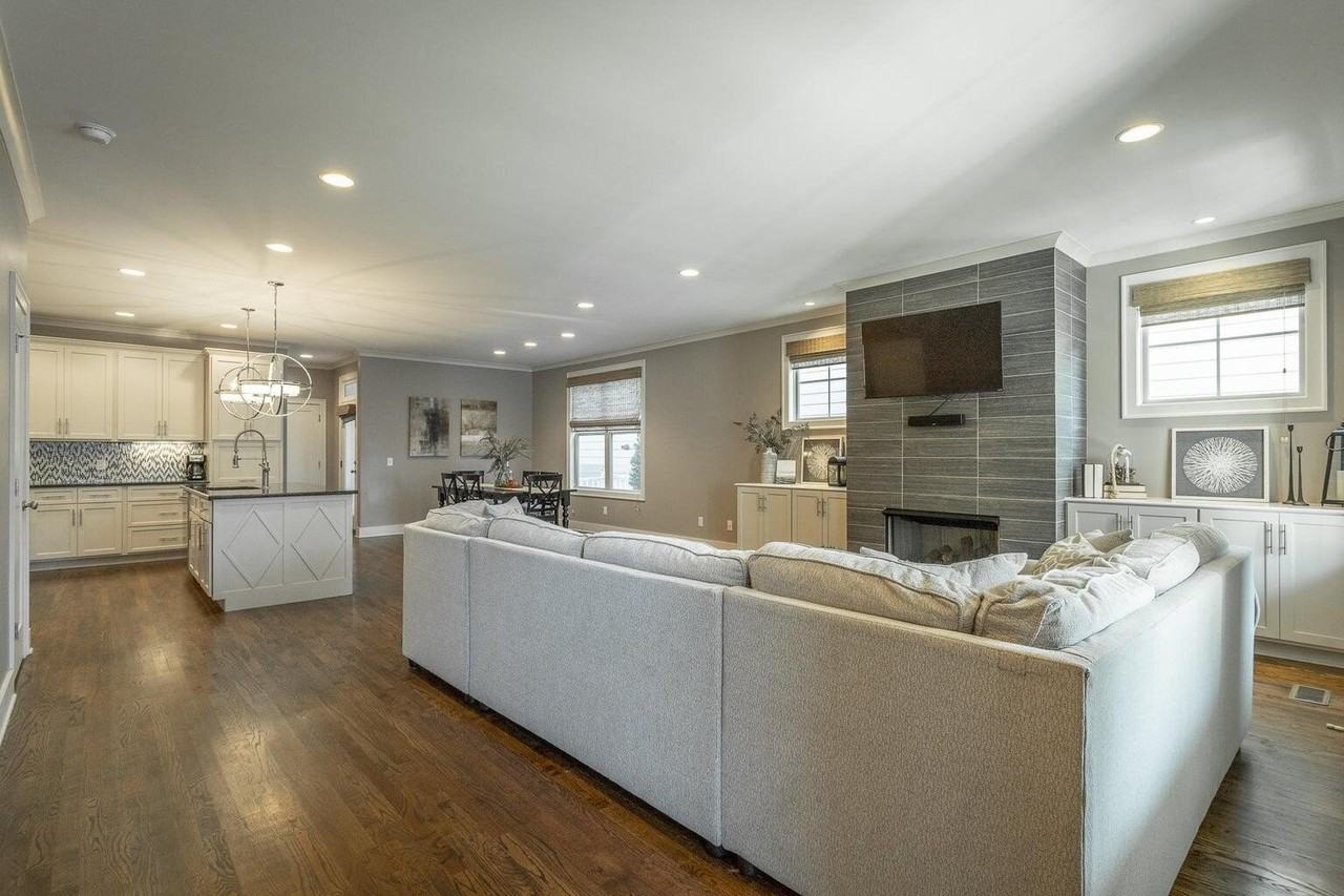 1710 Long St - Photo 3 of 5