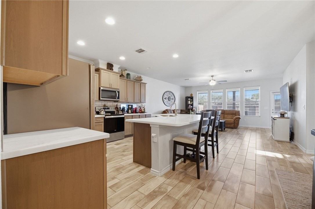 1927 Estes Flats Dr - Photo 6 of 23