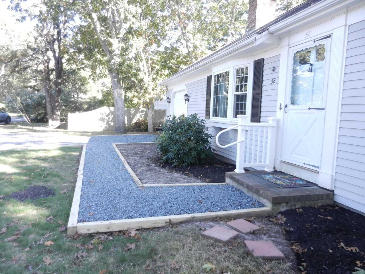 58 Neptune Ln - Photo 3 of 23