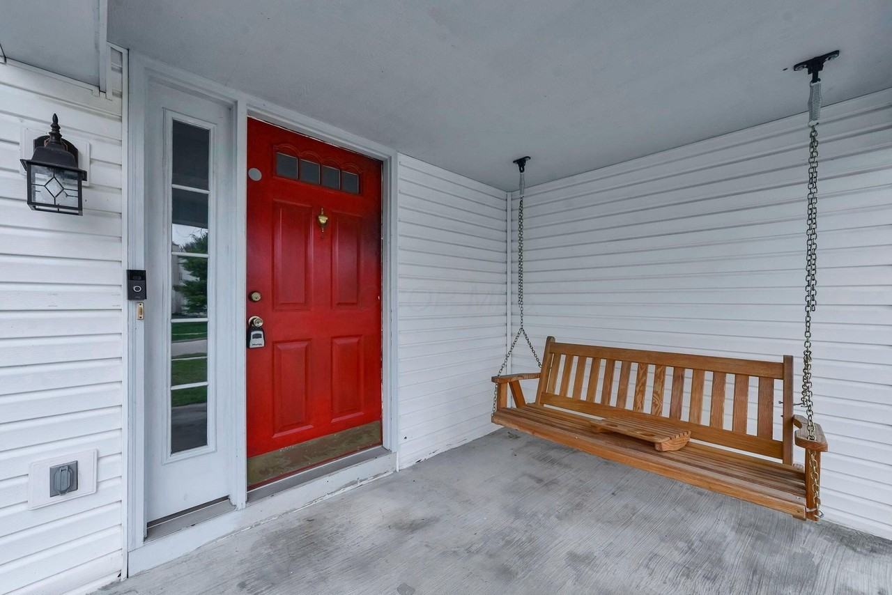 8690 Kirkland Dr - Photo 4 of 42