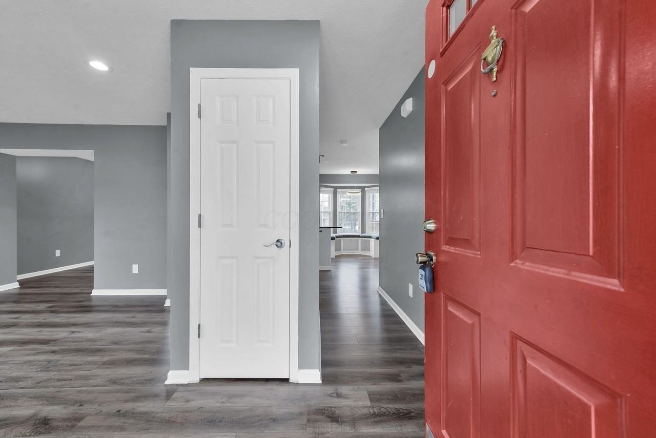 8690 Kirkland Dr - Photo 5 of 42