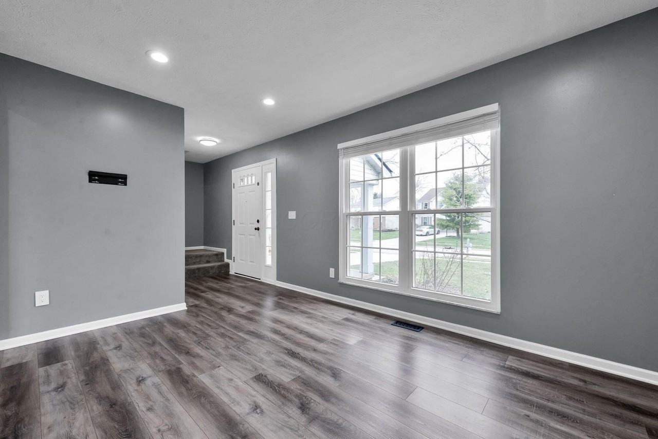 8690 Kirkland Dr - Photo 7 of 42