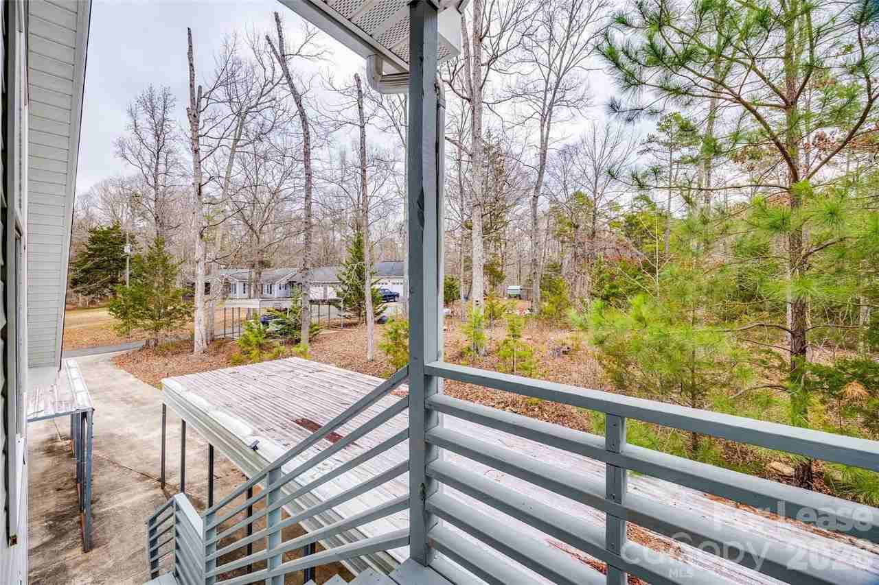 5988 Quarter Mile Rd Apt C - Photo 7 of 25